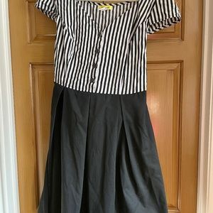 Yellow Star 2x Black & white dreas